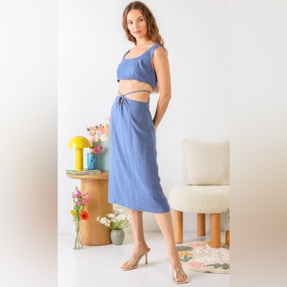 Dresses & Skirts - NWT Blue Summer Dress